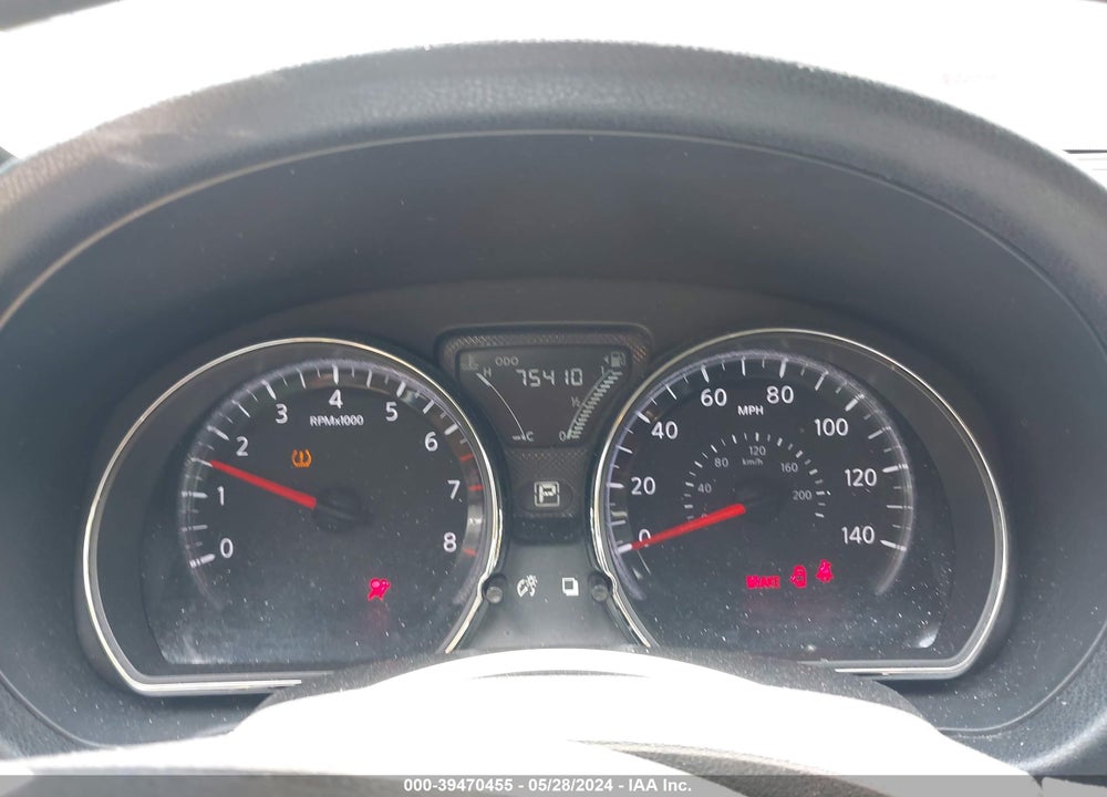 2019 NISSAN VERSA 1.6 SV VIN: 3N1CN7AP7KL828624