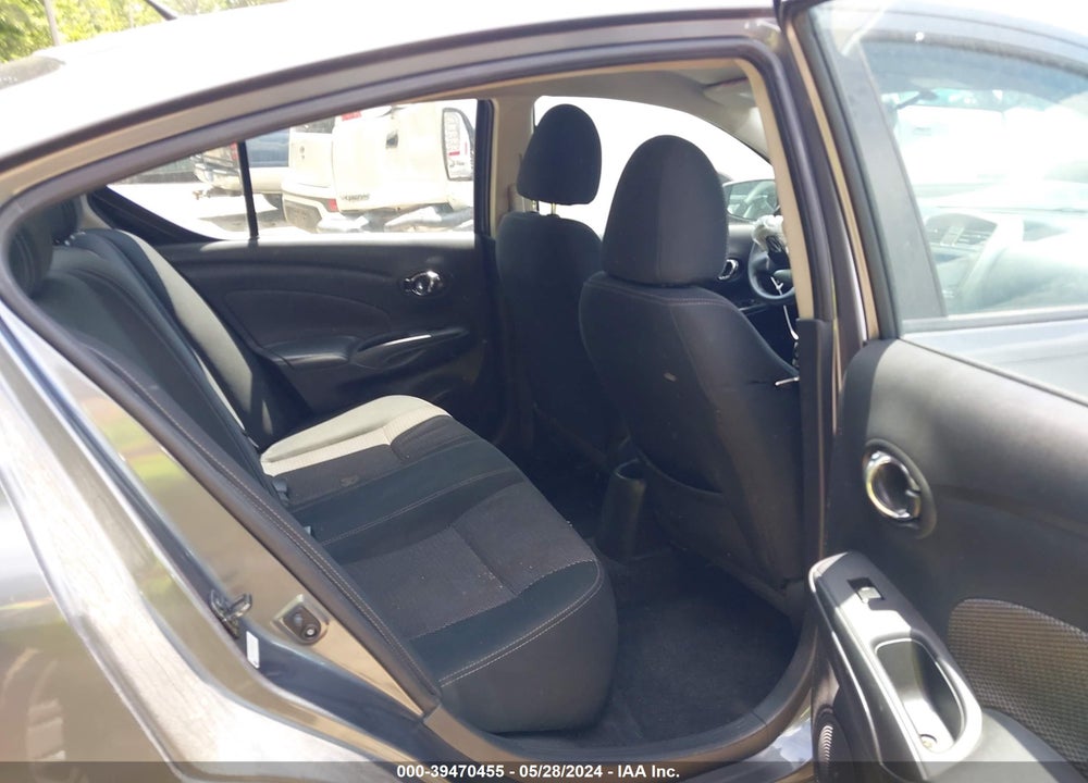 2019 NISSAN VERSA 1.6 SV VIN: 3N1CN7AP7KL828624