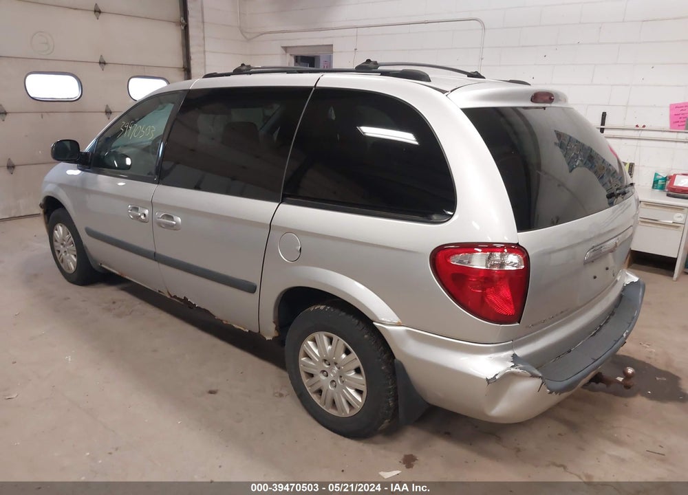 2005 CHRYSLER TOWN & COUNTRY VIN: 1C4GP45R15B263389