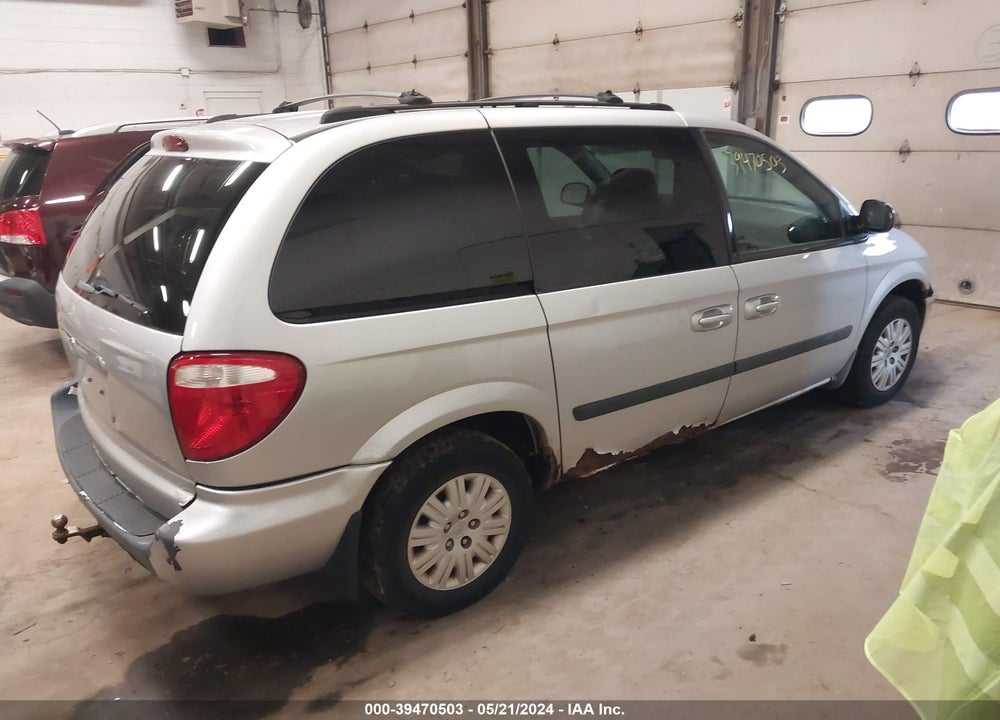 2005 CHRYSLER TOWN & COUNTRY VIN: 1C4GP45R15B263389