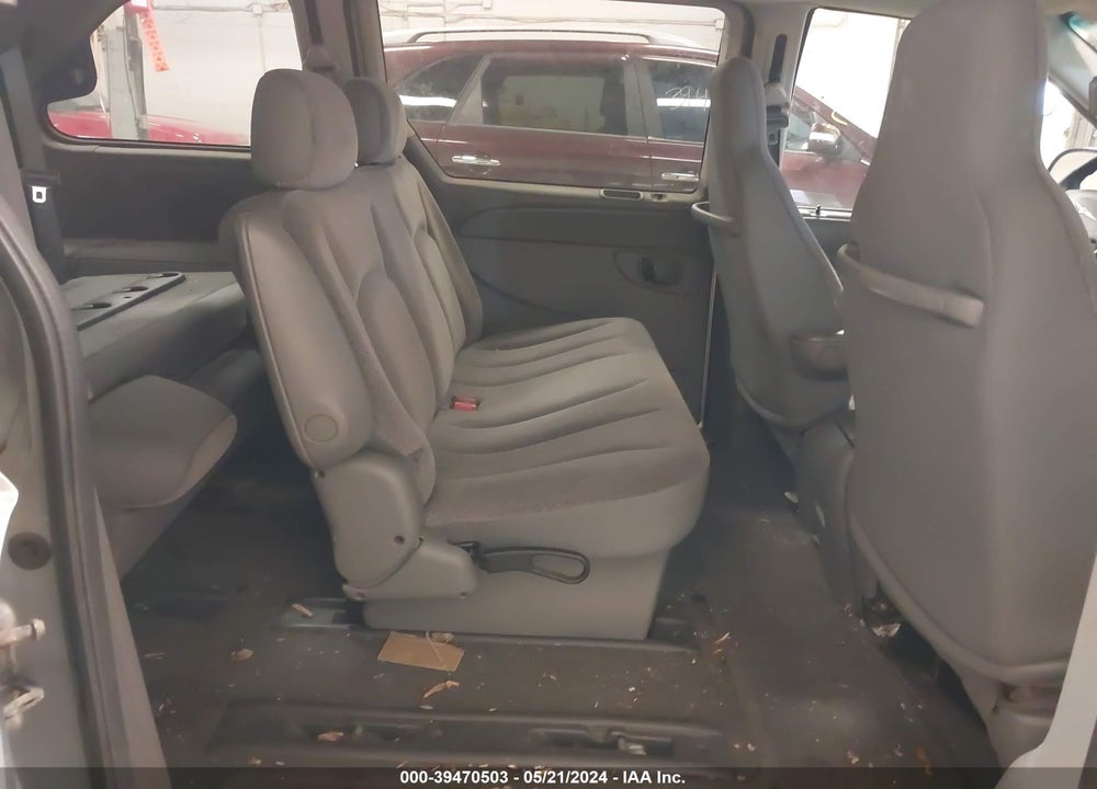 2005 CHRYSLER TOWN & COUNTRY VIN: 1C4GP45R15B263389
