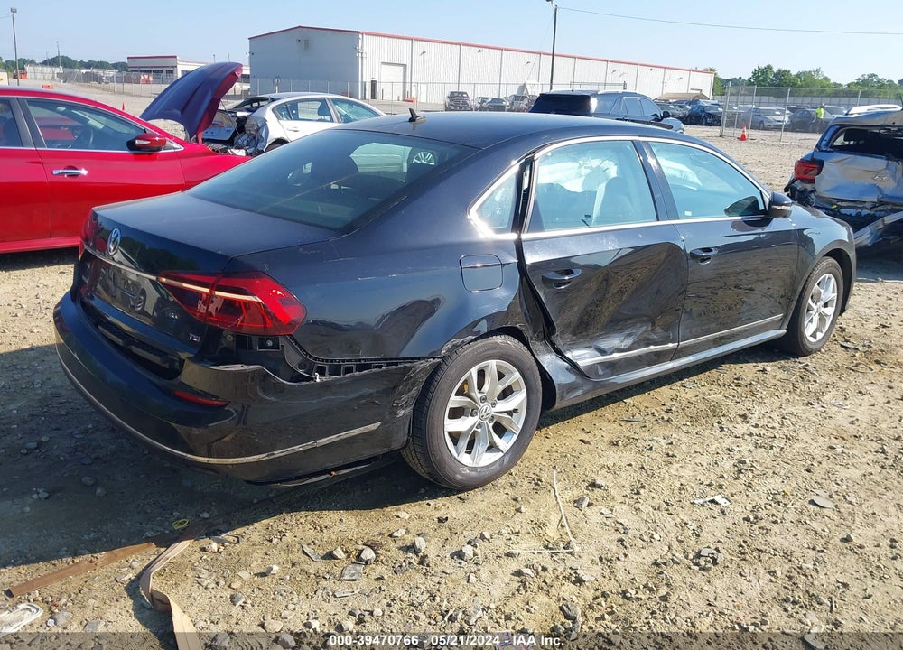 2017 VOLKSWAGEN PASSAT 1.8T S VIN: 1VWAT7A3XHC047833