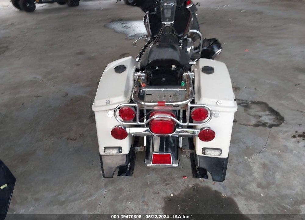 2002 HARLEY-DAVIDSON FLHTCUI VIN: 1HD1FCW122Y605225