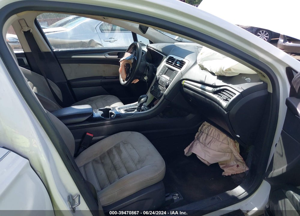 2014 FORD FUSION S VIN: 3FA6P0G7XER252750