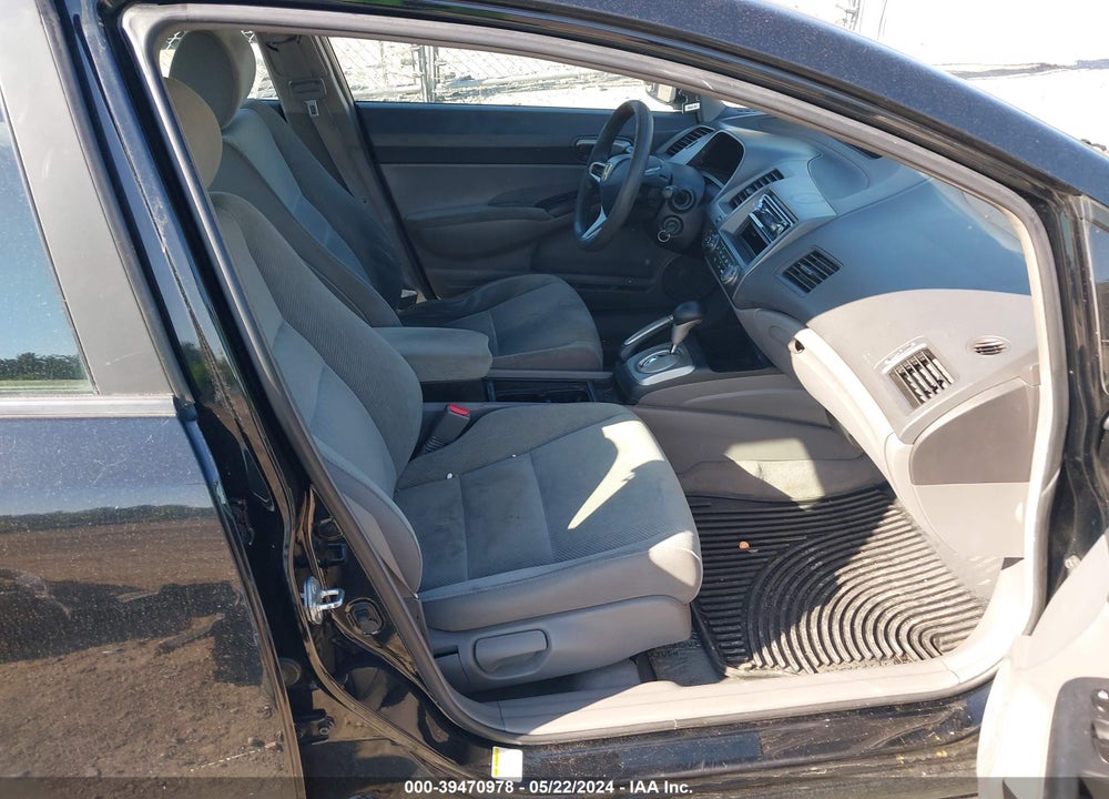 2011 HONDA CIVIC VIN: 19XFA1F51BE020669