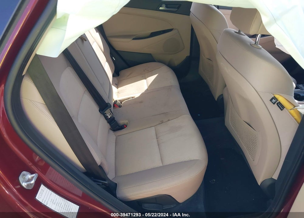 2017 HYUNDAI TUCSON SE VIN: KM8J3CA47HU276724