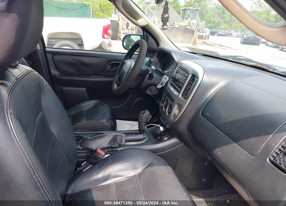 2005 FORD ESCAPE LIMITED VIN: 1FMYU041X5KA87083