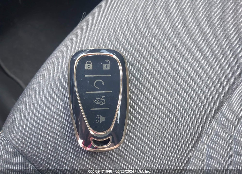 2019 CHEVROLET EQUINOX LT VIN: 3GNAXKEV4KS625407