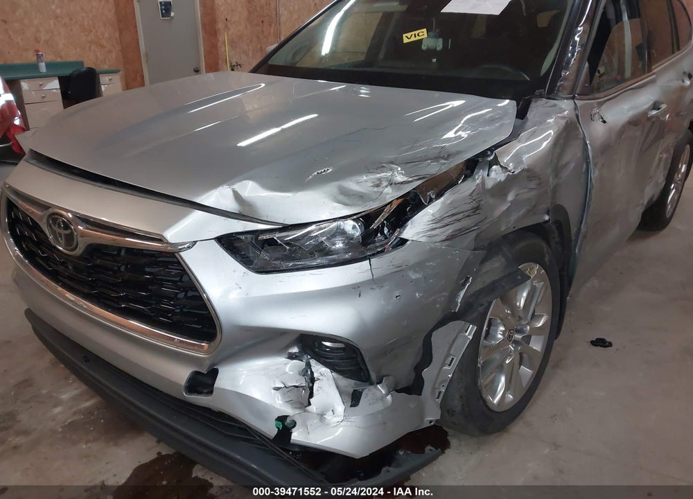 2022 TOYOTA HIGHLANDER LIMITED VIN: 5TDDZRBH2NS192301