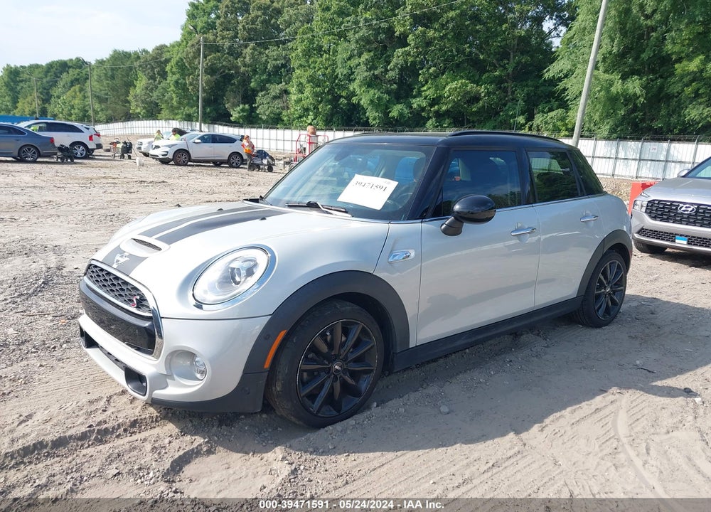 2018 MINI HARDTOP COOPER S VIN: WMWXU3C5XJ2F50369