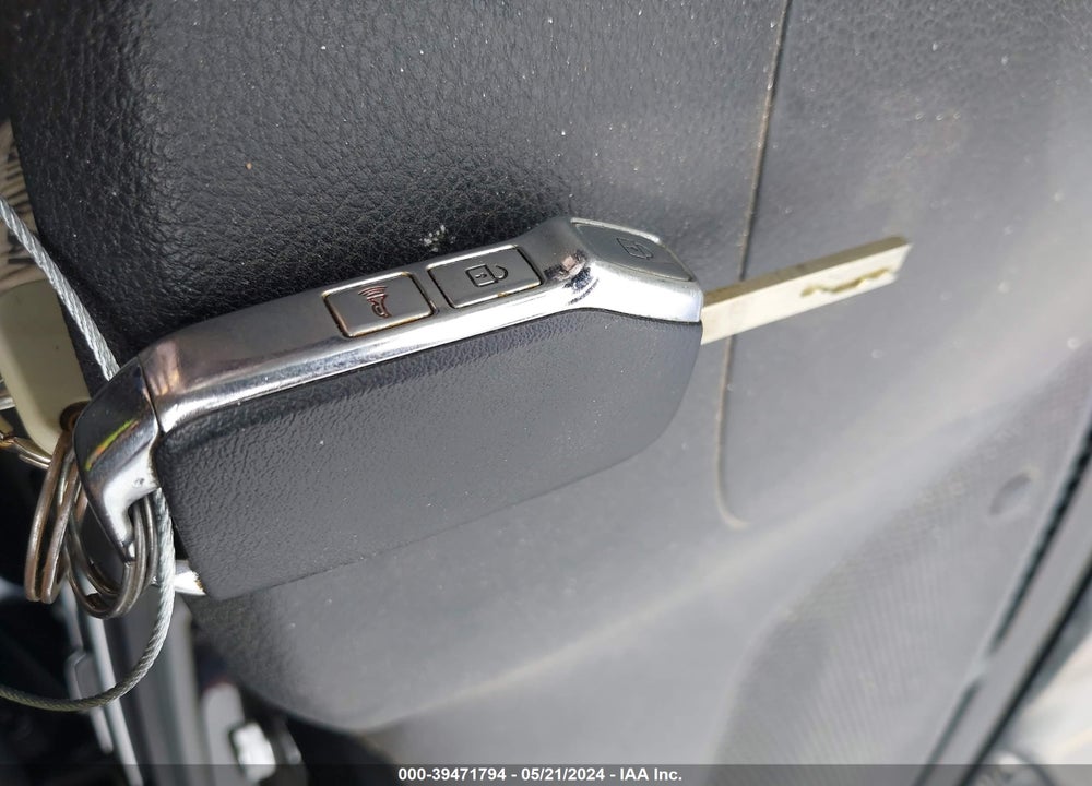 2021 KIA SELTOS LX VIN: KNDEPCAA2M7045559