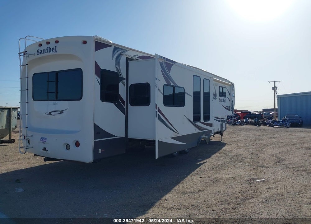 2014 FOREST RIVER SANIBEL 40' 5TH WHEEL VIN: 5ZT3SN1B2EG700717