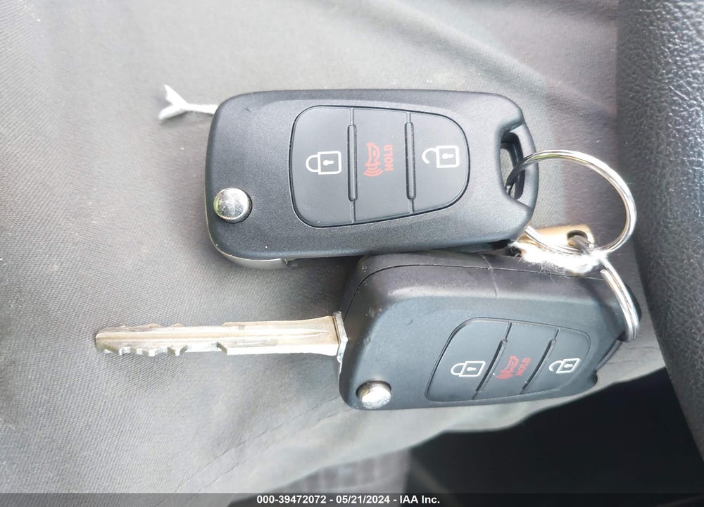 2013 KIA SOUL VIN: KNDJT2A51D7562245