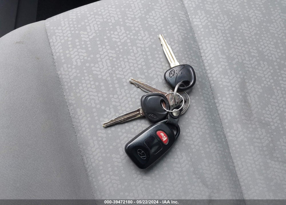 2010 HYUNDAI ELANTRA GLS VIN: KMHDU4AD1AU936925