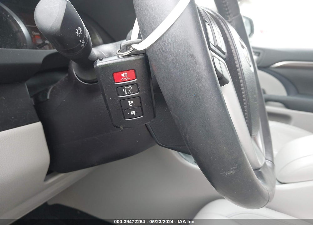 2014 TOYOTA HIGHLANDER LIMITED V6 VIN: 5TDDKRFH9ES066175