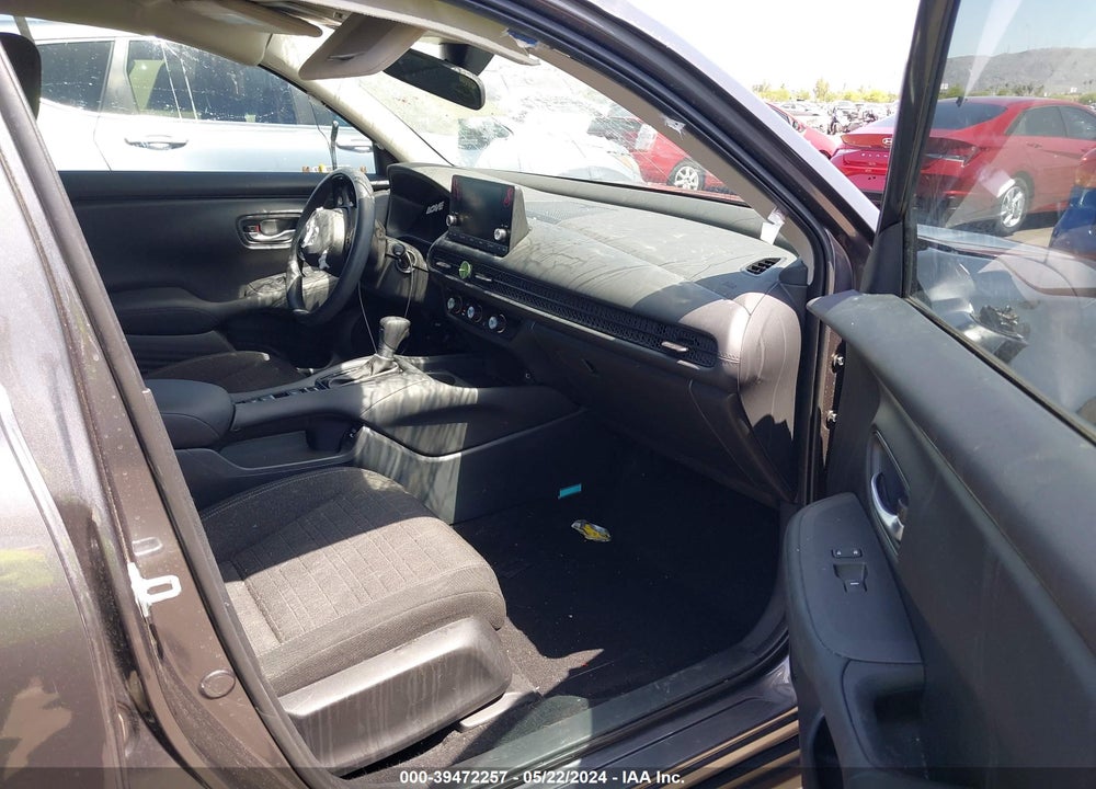 2024 HONDA HR-V 2WD LX VIN: 3CZRZ1H37RM739162