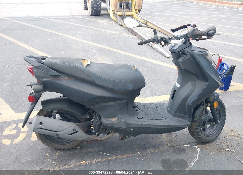 2014 SYM FIDDLE II 125 VIN: RFGBS1HE6EXAW1991