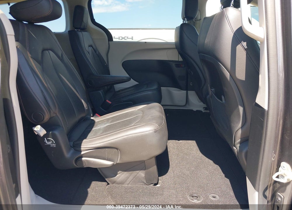 2018 CHRYSLER PACIFICA VIN: 2C4RC1BG0JR279729