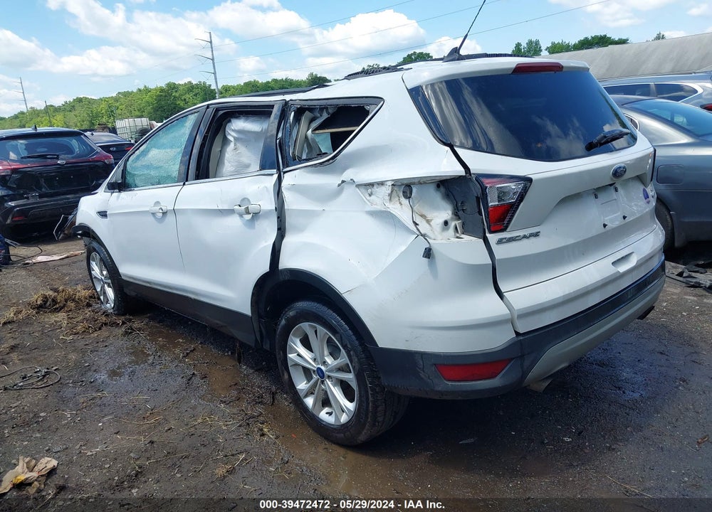 2018 FORD ESCAPE SE VIN: 1FMCU9GD1JUC61951