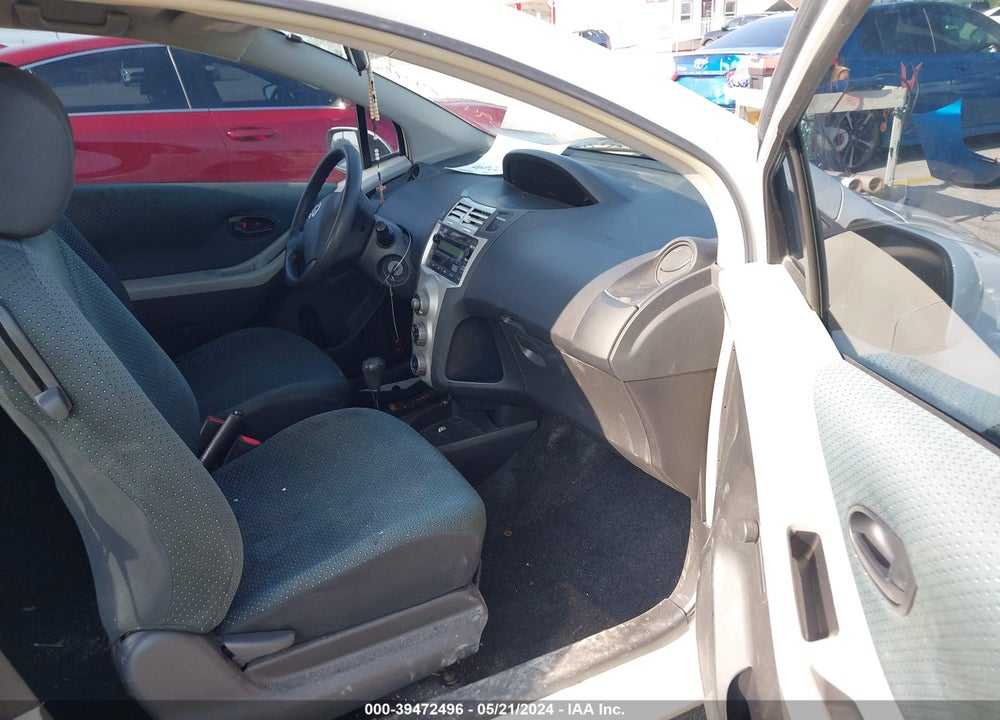 2007 TOYOTA YARIS VIN: JTDJT923075040938