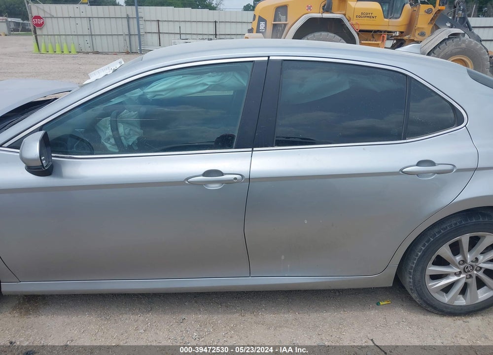 2022 TOYOTA CAMRY LE VIN: 4T1C11AKXNU629633