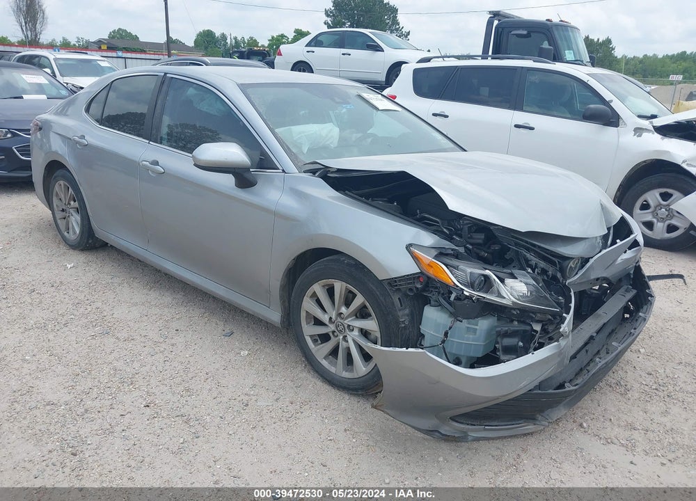 2022 TOYOTA CAMRY LE VIN: 4T1C11AKXNU629633