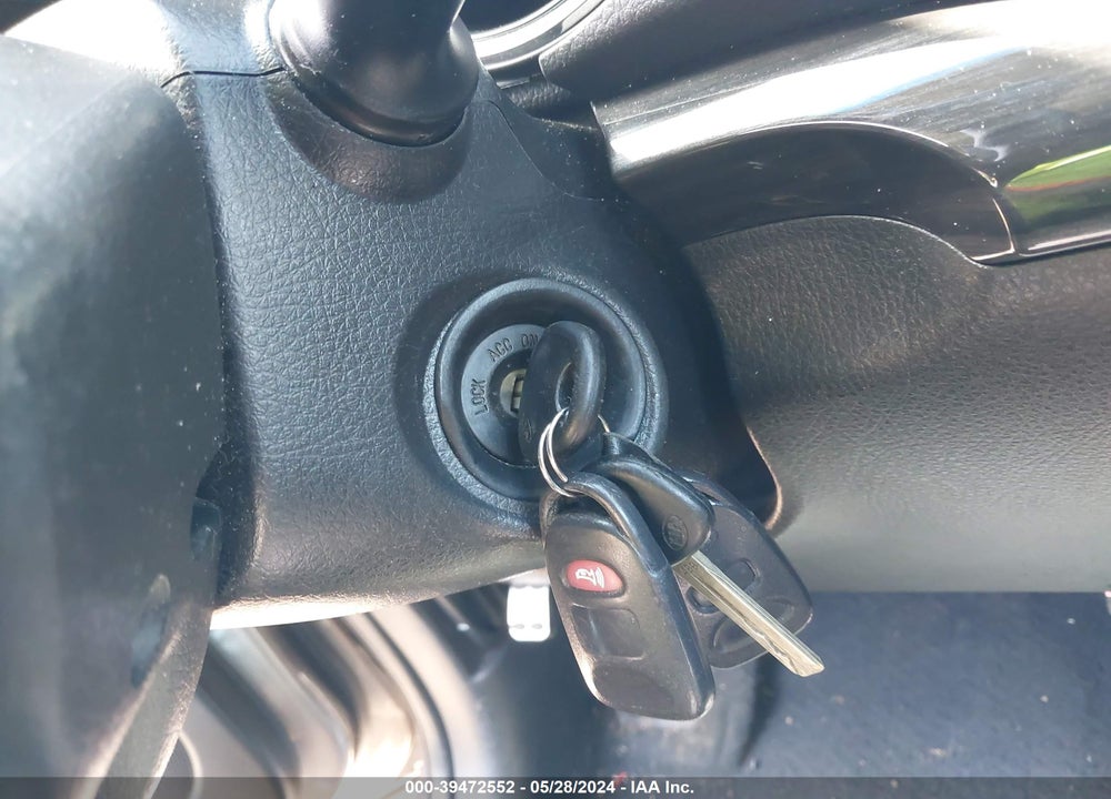 2012 KIA SORENTO LX VIN: 5XYKT3A16CG230875