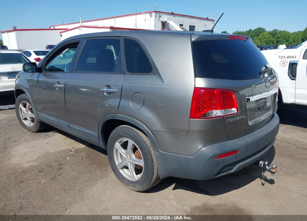 2012 KIA SORENTO LX VIN: 5XYKT3A16CG230875