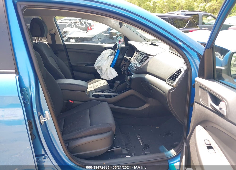 2018 HYUNDAI TUCSON SE VIN: KM8J2CA44JU697891
