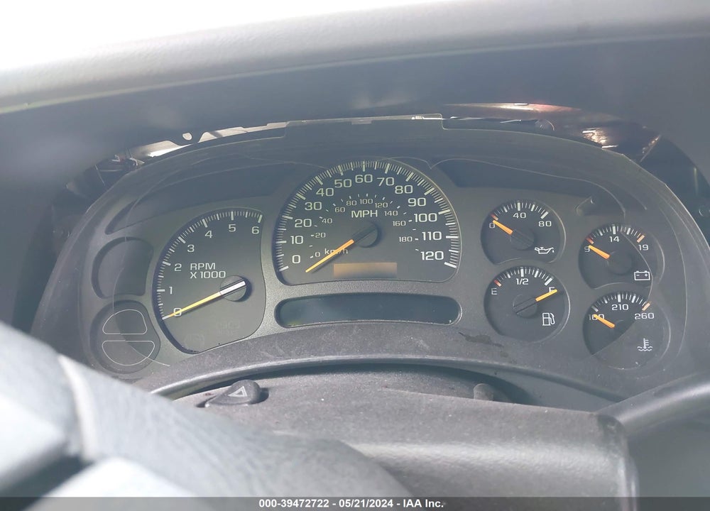 2004 CHEVROLET TAHOE LS VIN: 1GNEC13V54R263832