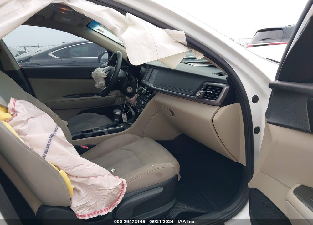 2018 KIA OPTIMA LX VIN: 5XXGT4L35JG263104
