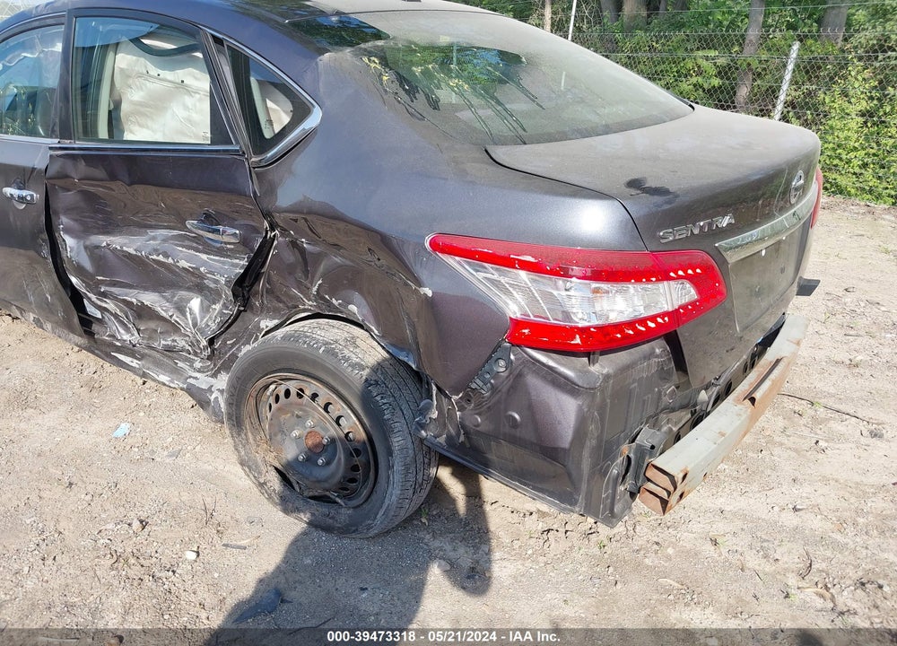 2015 NISSAN SENTRA SV VIN: 3N1AB7AP4FL657773