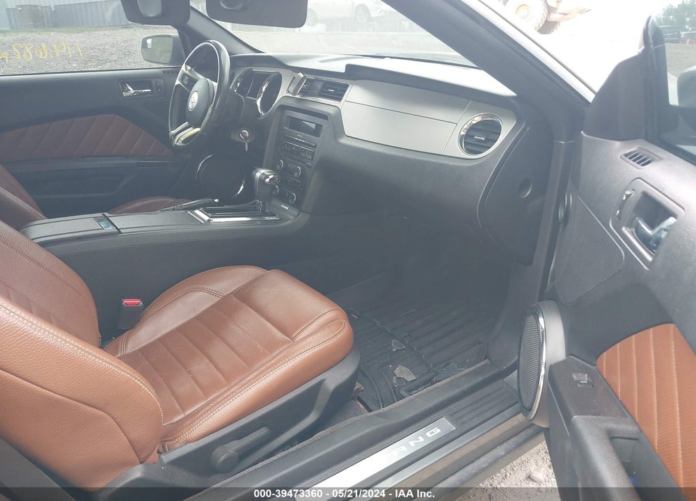 2011 FORD MUSTANG V6 PREMIUM VIN: 1ZVBP8EM0B5124576