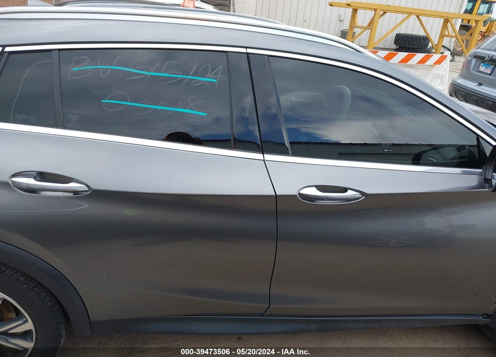 2018 INFINITI QX30 ESSENTIAL VIN: SJKCH5CR0JA006161
