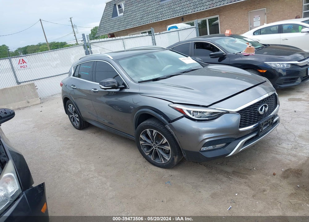 2018 INFINITI QX30 ESSENTIAL VIN: SJKCH5CR0JA006161