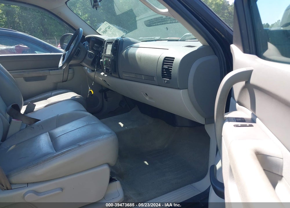 2011 GMC SIERRA 1500 SLE VIN: 3GTP2VE32BG106120