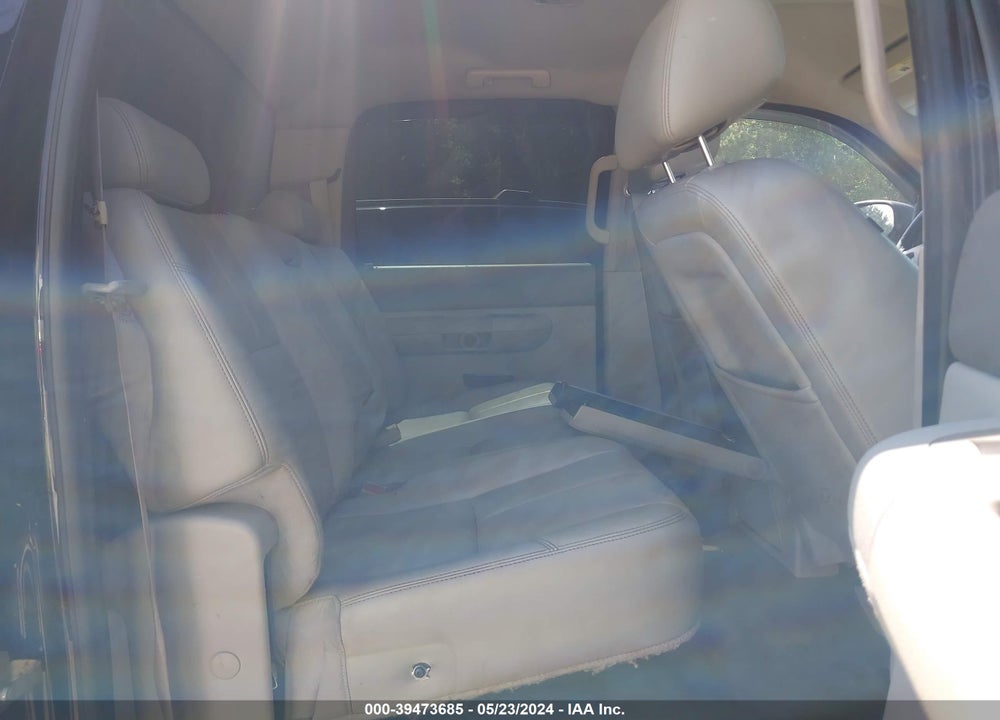 2011 GMC SIERRA 1500 SLE VIN: 3GTP2VE32BG106120