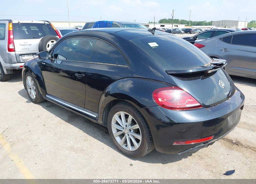 2018 VOLKSWAGEN BEETLE 2.0T COAST/2.0T S VIN: 3VWFD7AT2JM703224