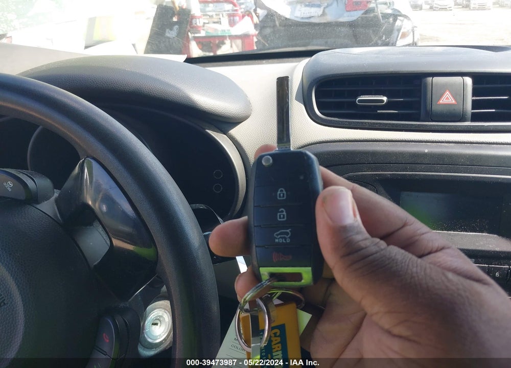 2015 KIA SOUL VIN: KNDJN2A24F7749773
