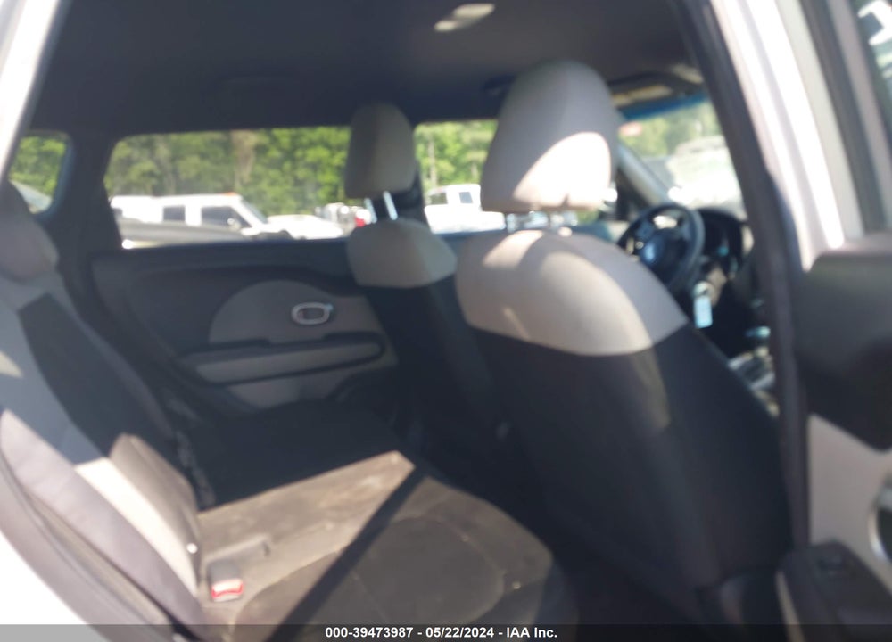 2015 KIA SOUL VIN: KNDJN2A24F7749773