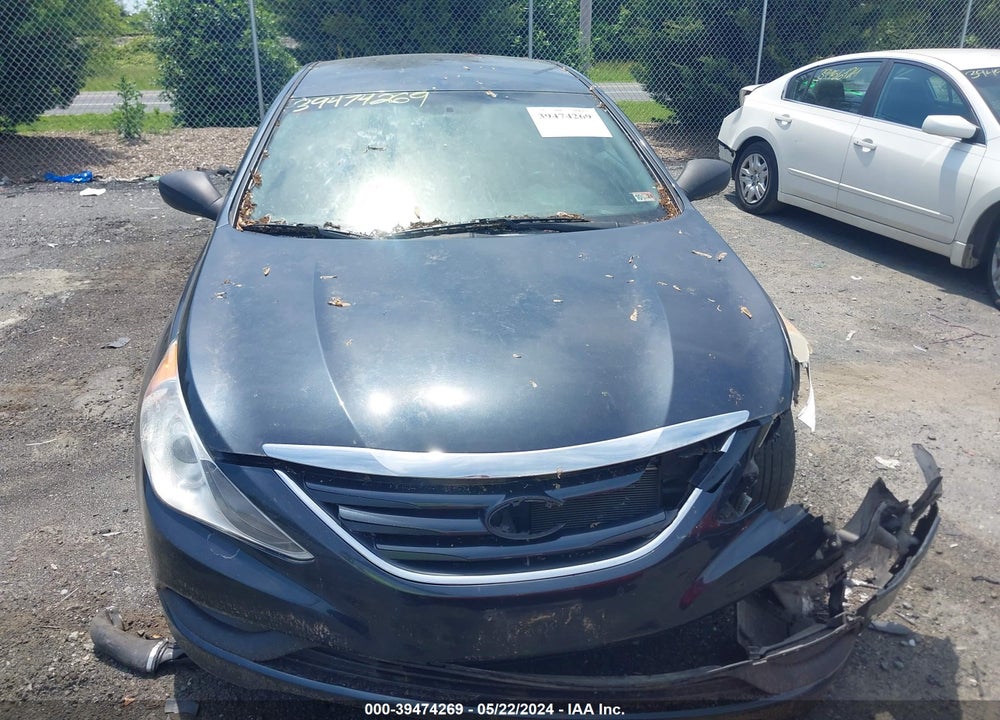 2014 HYUNDAI SONATA GLS VIN: 5NPEB4AC7EH881001