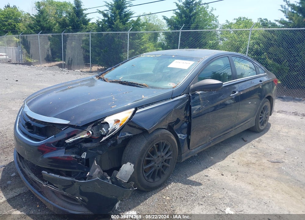 2014 HYUNDAI SONATA GLS VIN: 5NPEB4AC7EH881001