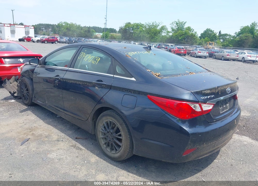 2014 HYUNDAI SONATA GLS VIN: 5NPEB4AC7EH881001
