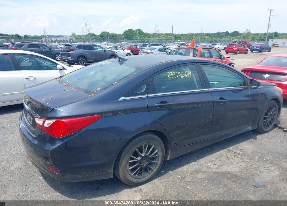 2014 HYUNDAI SONATA GLS VIN: 5NPEB4AC7EH881001