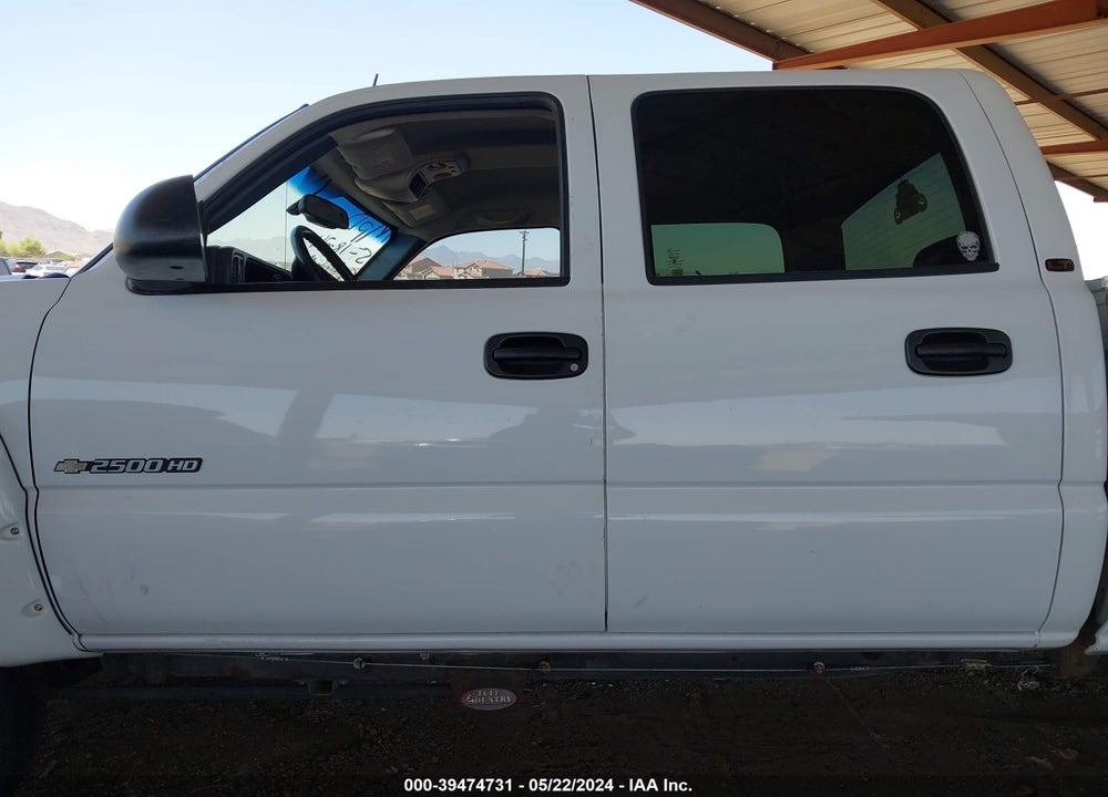 2005 CHEVROLET SILVERADO 2500HD LT VIN: 1GCHK23U75F819499
