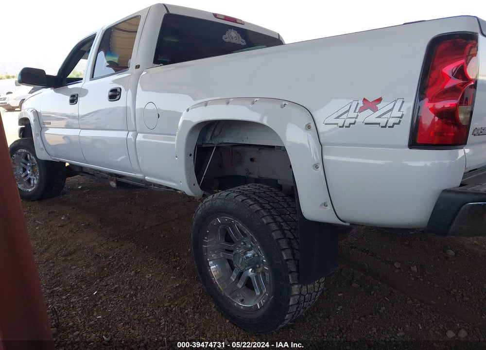 2005 CHEVROLET SILVERADO 2500HD LT VIN: 1GCHK23U75F819499