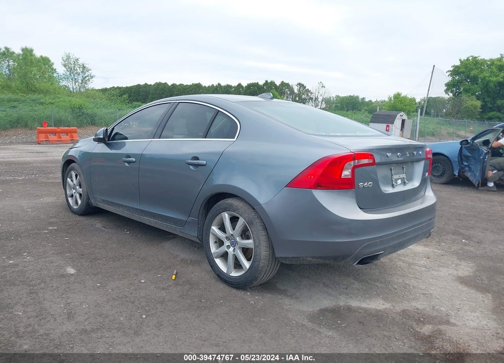 2016 VOLVO S60 T5 DRIVE-E PREMIER VIN: YV126MFK8G1391047