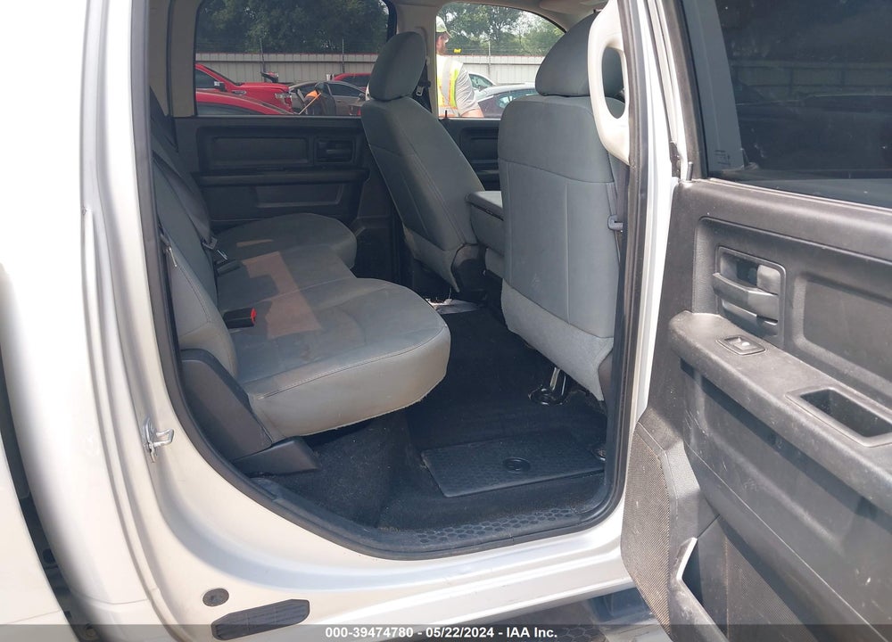 2015 RAM 1500 EXPRESS VIN: 1C6RR6KT7FS668857