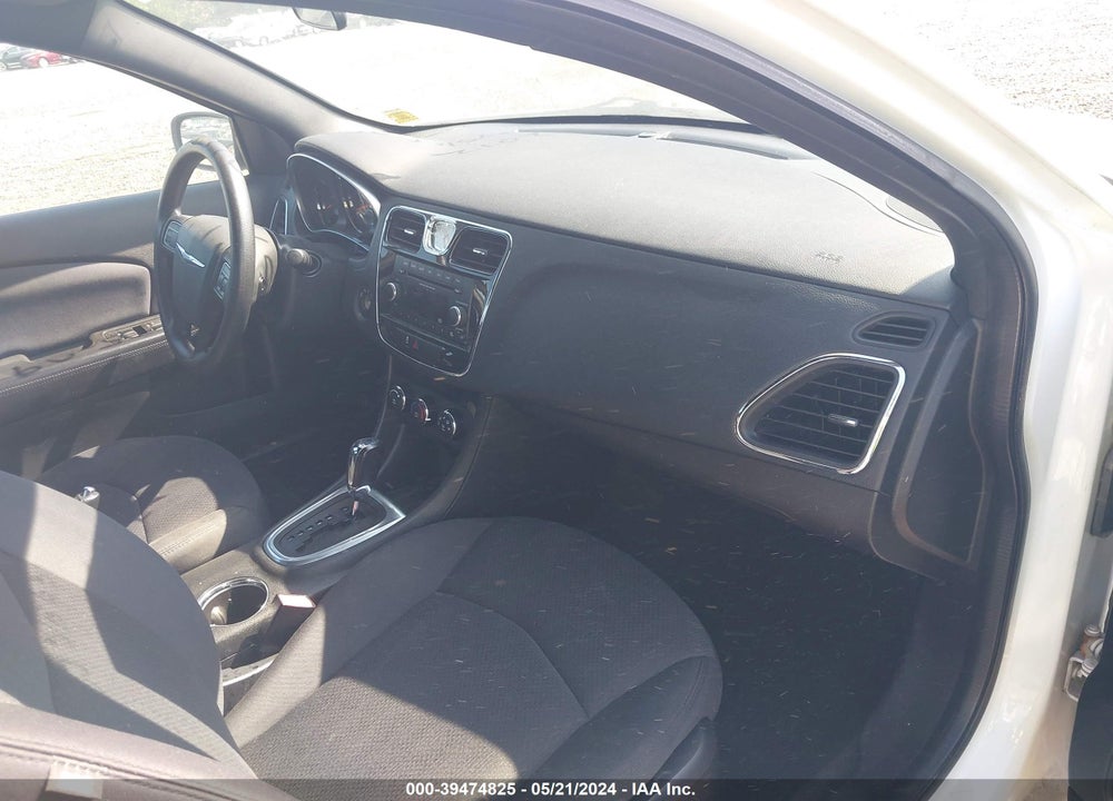 2012 CHRYSLER 200 LX VIN: 1C3CCBAB8CN273439