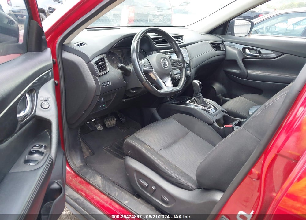 2017 NISSAN ROGUE SV VIN: JN8AT2MT9HW385552
